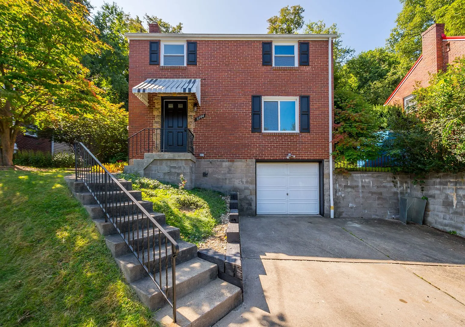 Available Oct 1st!! Renovated 3-Bedroom Penn Hills!! — Photo 1