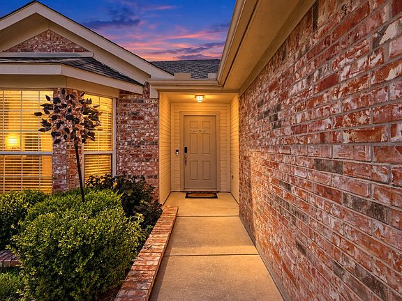 2nd image of 8404 Bowspirit Ln