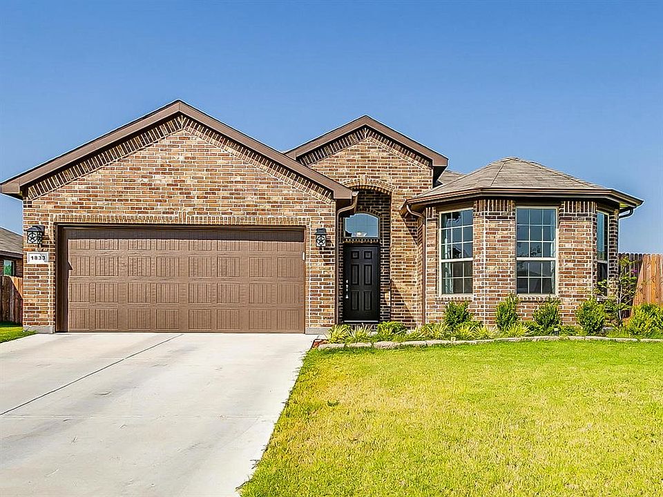1st image of 1833 Creekwood Dr