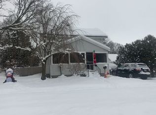 216 N Stewart Ave, Fremont, MI 49412