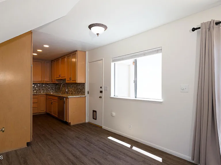 1271 Prairie Dog Cir — Photo 9