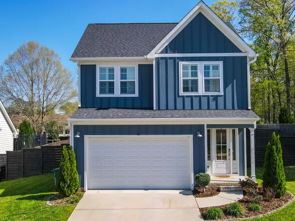 8623 Masons Gate Ln, Chattanooga, TN 37421