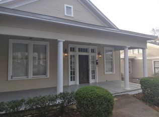 943 Bellevue Pl, Jackson, MS 39202