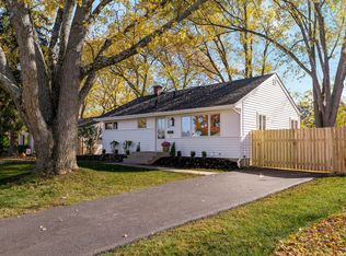 2195 Edgevale Rd, Columbus, OH 43221