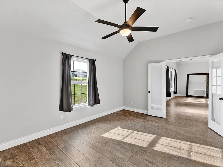 1040 Cloudy Ct — Photo 12