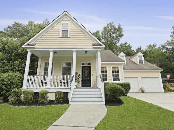 3520 E Higgins Dr, Mount Pleasant, SC 29466
