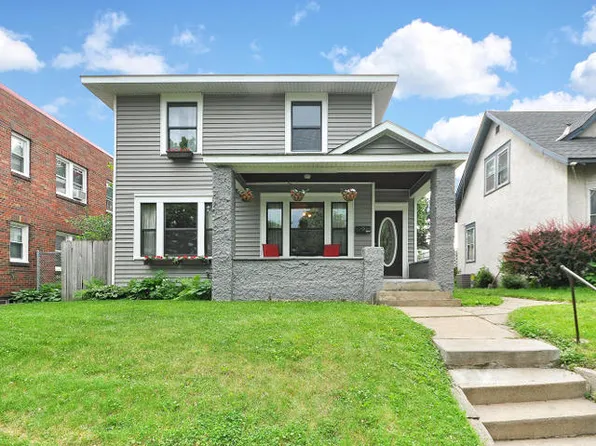 1790 Selby Avenue, St Paul, MN 55104