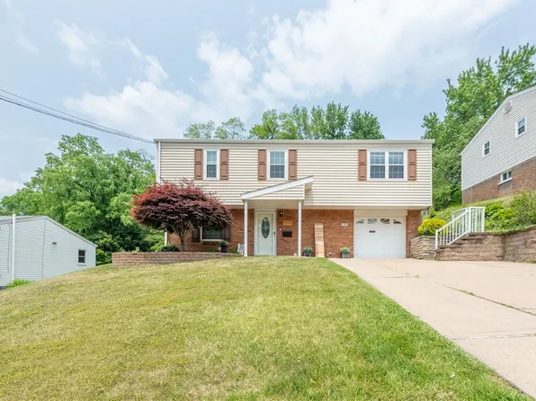 3319 Eisenhower Dr, White Oak, PA 15131