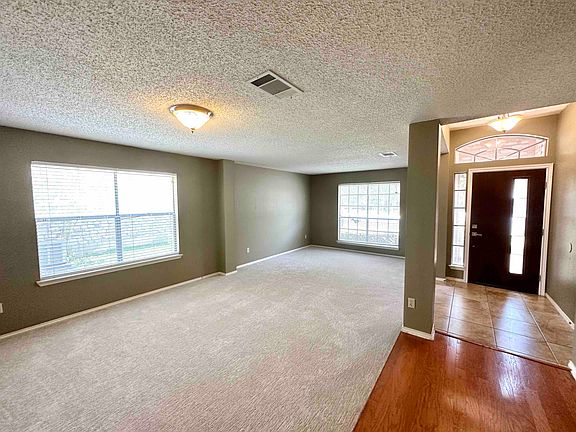 3rd image of 13225 Amasia Dr