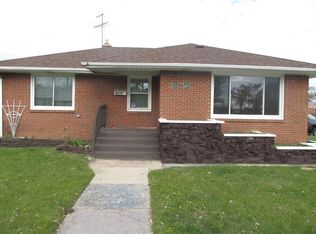 810 Charles Hawkins Dr, Gary, IN 46407