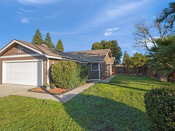 2nd image of 2526 E Parker Court