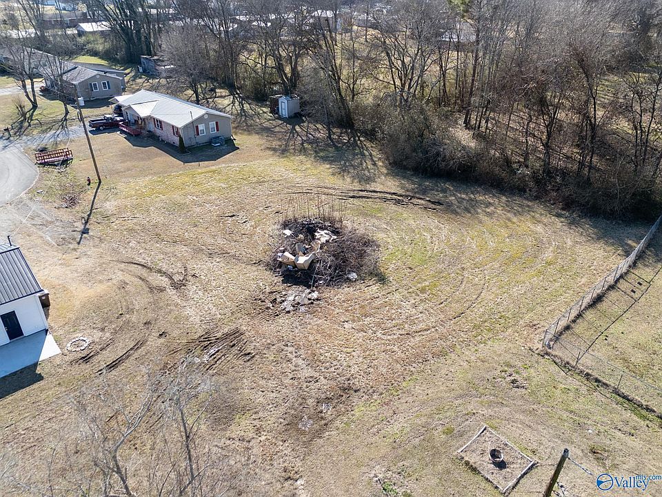 1st image of Short St