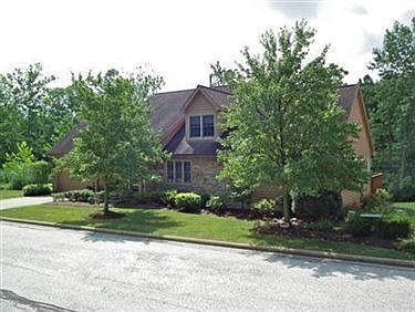 1st image of 120 N Fork Dr