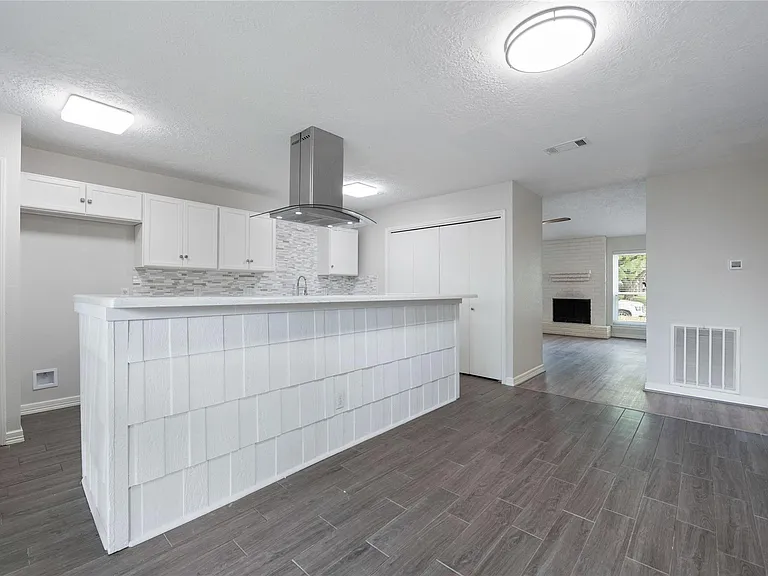 11805 Southlake Dr — Photo 9