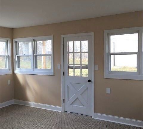 5th image of 2624 Mimosa Ln