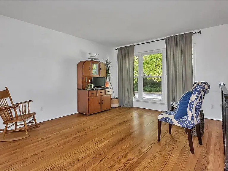 9207 Big Bend Blvd — Photo 10