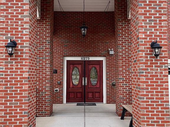 2nd image of 10275 Fountain Cir APT 306