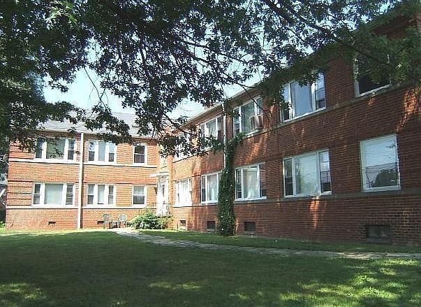 1st image of 25941 Lake Shore Blvd