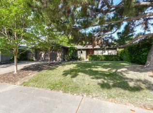 7430 Mooncrest Way, Sacramento, CA 95831