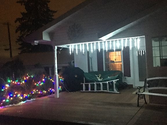 5th image of 108 Sterling St