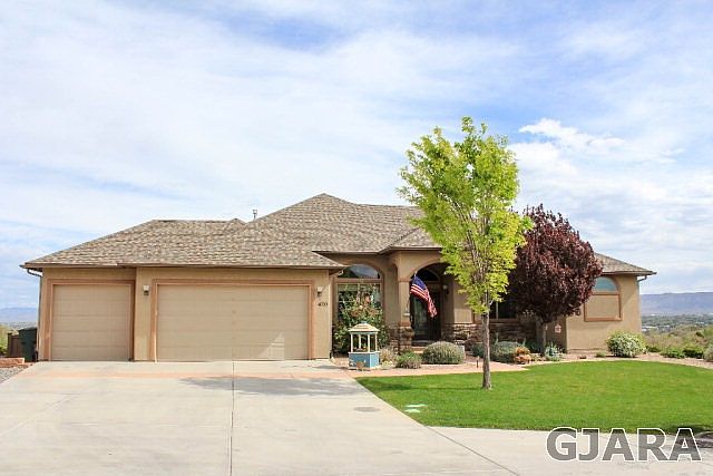 420 Saddle Ct