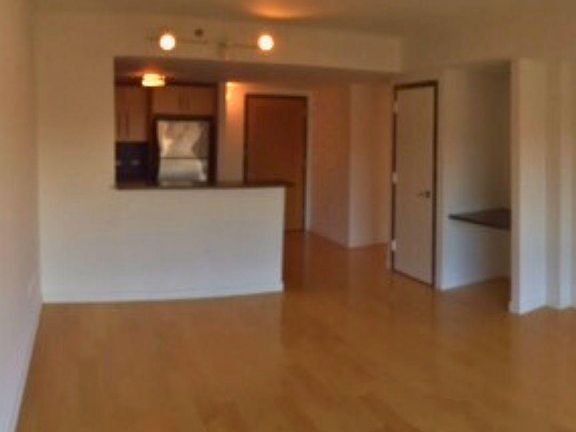 5th image of 68 Main St #703