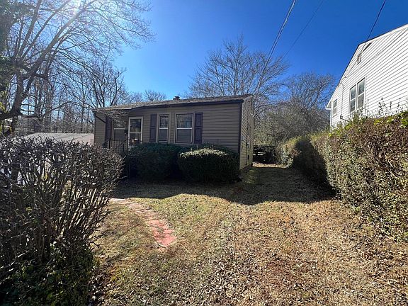 2nd image of 712 4th St