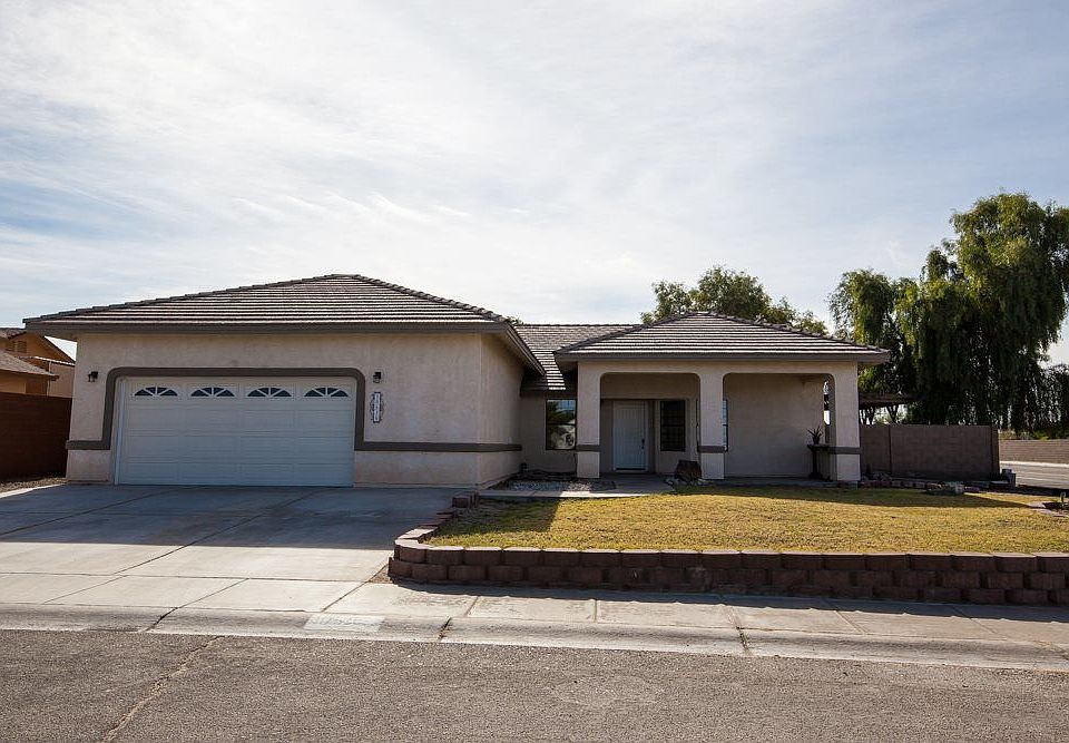 1st image of 10515 E 36th Pl