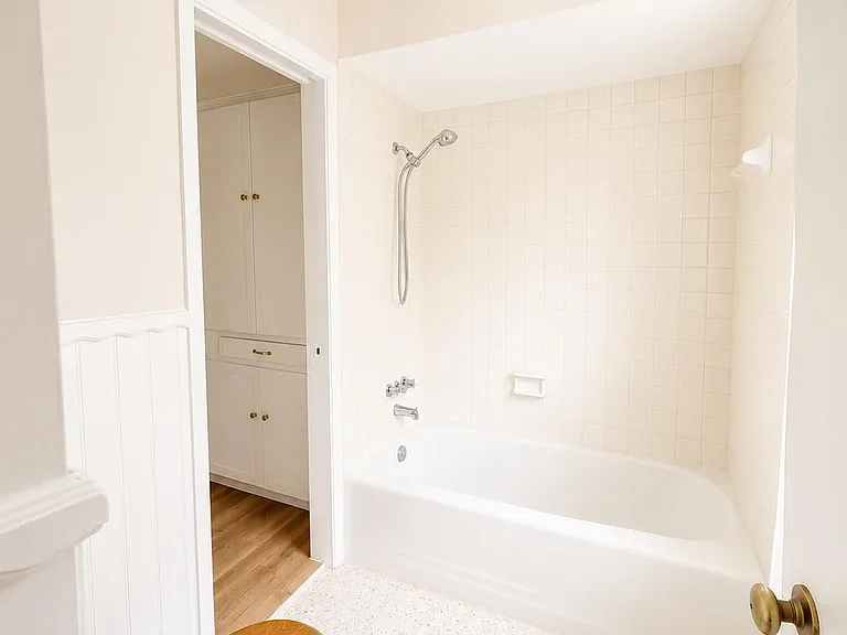 10223 Knoboak Dr — Photo 10