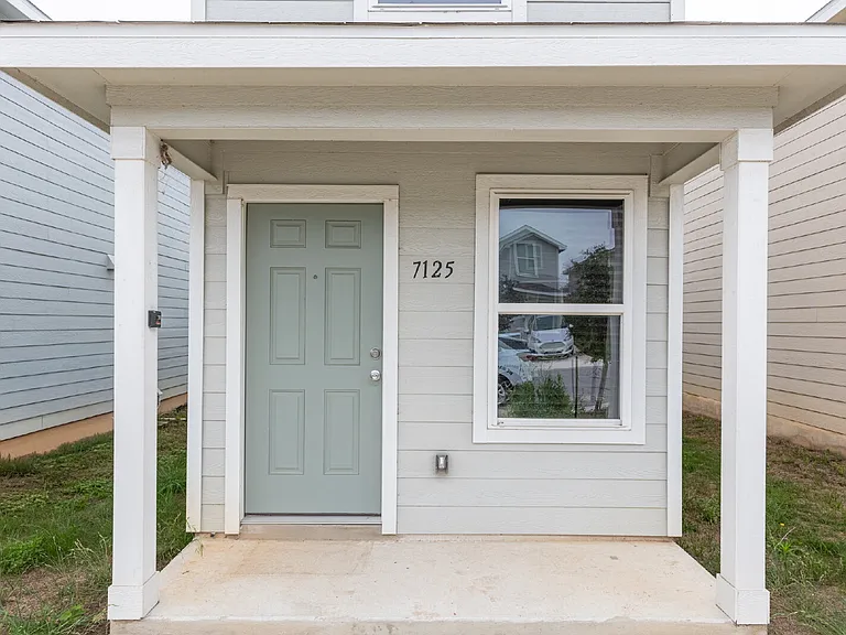 7125 Elm Cv — Photo 3