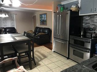 3 Welfare Ave, Cranston, RI 02910