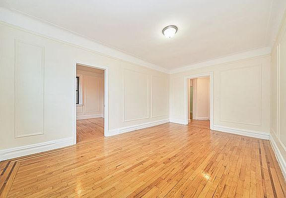 2nd image of 736 W 173rd St APT C21