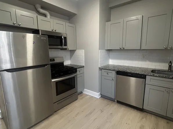 3856 W Hirsch St #2, Chicago, IL 60651