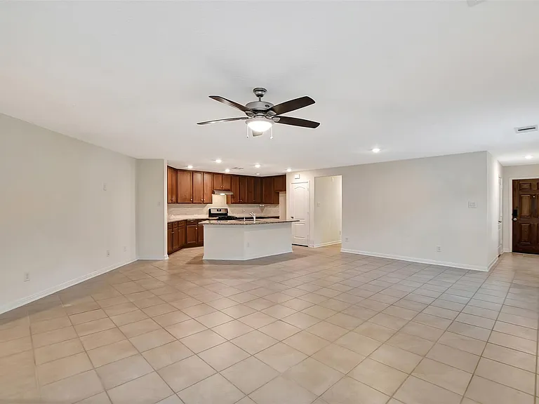 9403 Castillo Ct — Photo 20