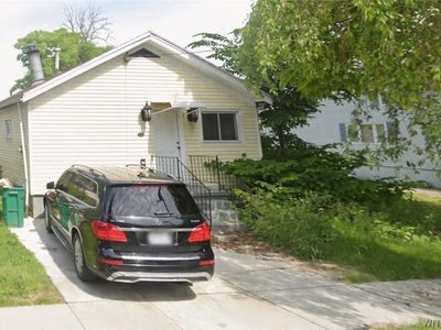 126 Bushnell St, Buffalo, NY, 14206