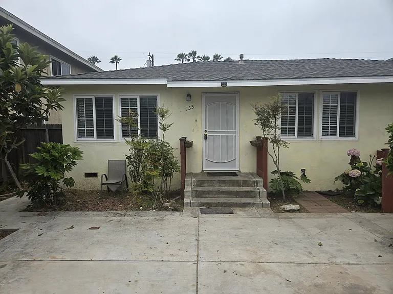 135 Elkwood Ave — Photo 4