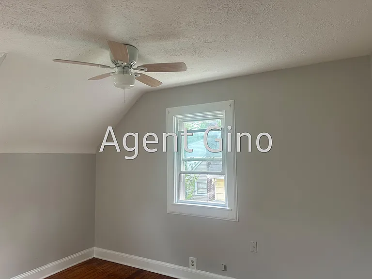 1422 F St — Photo 3
