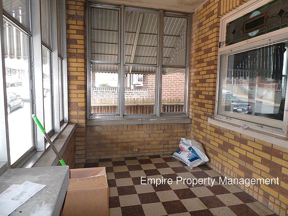 2nd image of 224 E South St