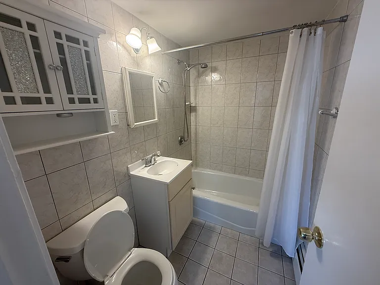 38 Carey Ave #6 — Photo 4