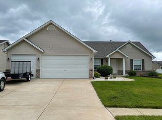 26 Hampton Dr, Troy, MO 63379