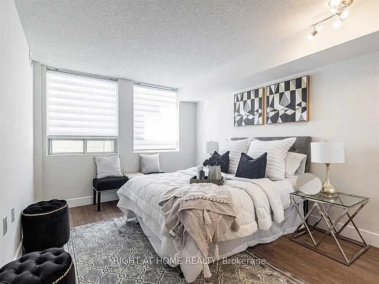 555 Wilson Heights Blvd #215 — Photo 9