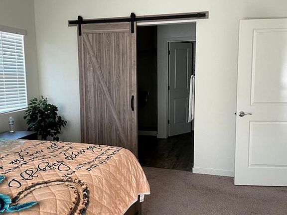 5th image of 1784 Royal Ct