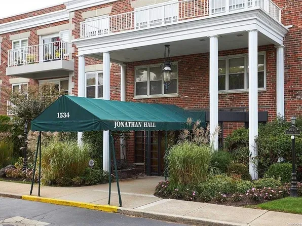 1534 Broadway #218, Hewlett, NY 11557