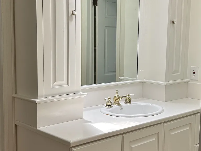 207 Kensington Rd — Photo 9