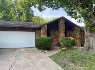 1028 W Madison St, Broken Arrow, OK 74012