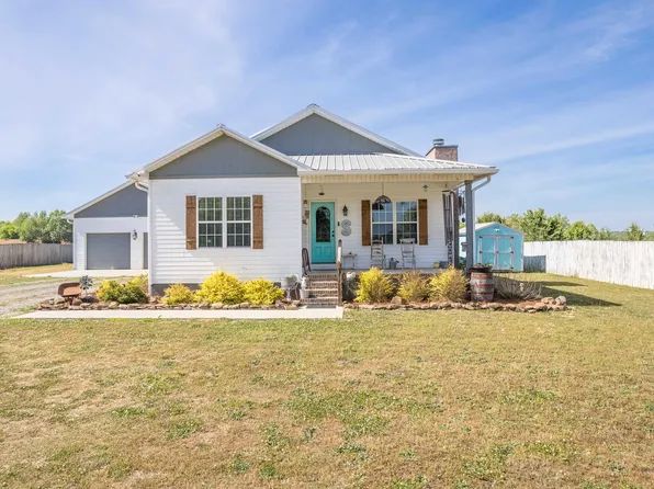 775 Cemetary Rd, Holly Pond, AL 35083