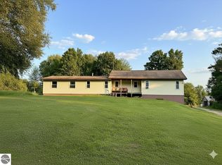 16178 150th Ave, Leroy, MI 49655