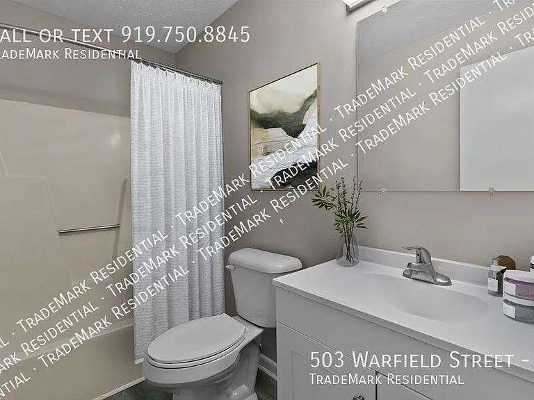 503 Warfield St #D — Photo 16