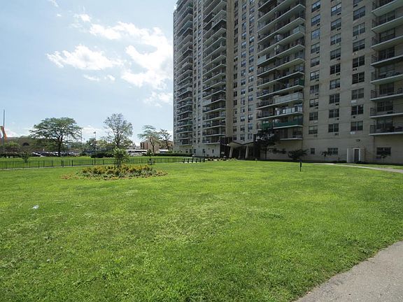 3rd image of 601 Surf Ave APT 16C