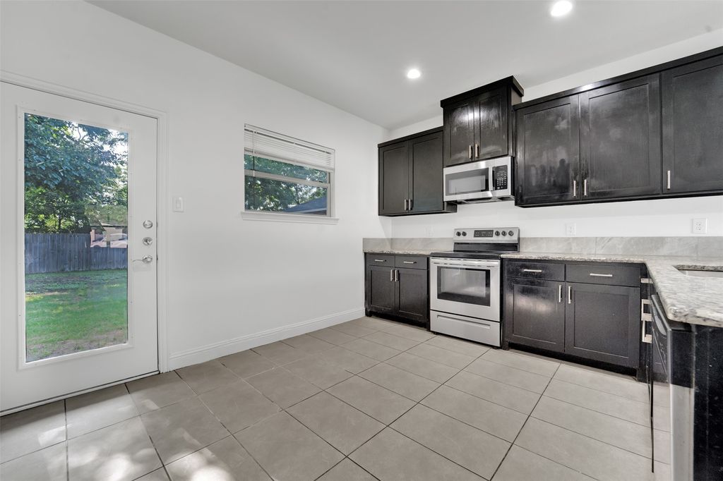 4902 Rimwood Dr, Balch Springs, TX - View 5